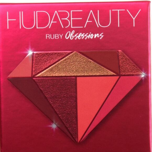 Huda Beauty Ruby Obsessions Eyeshadow Palette - Picture 5 of 8